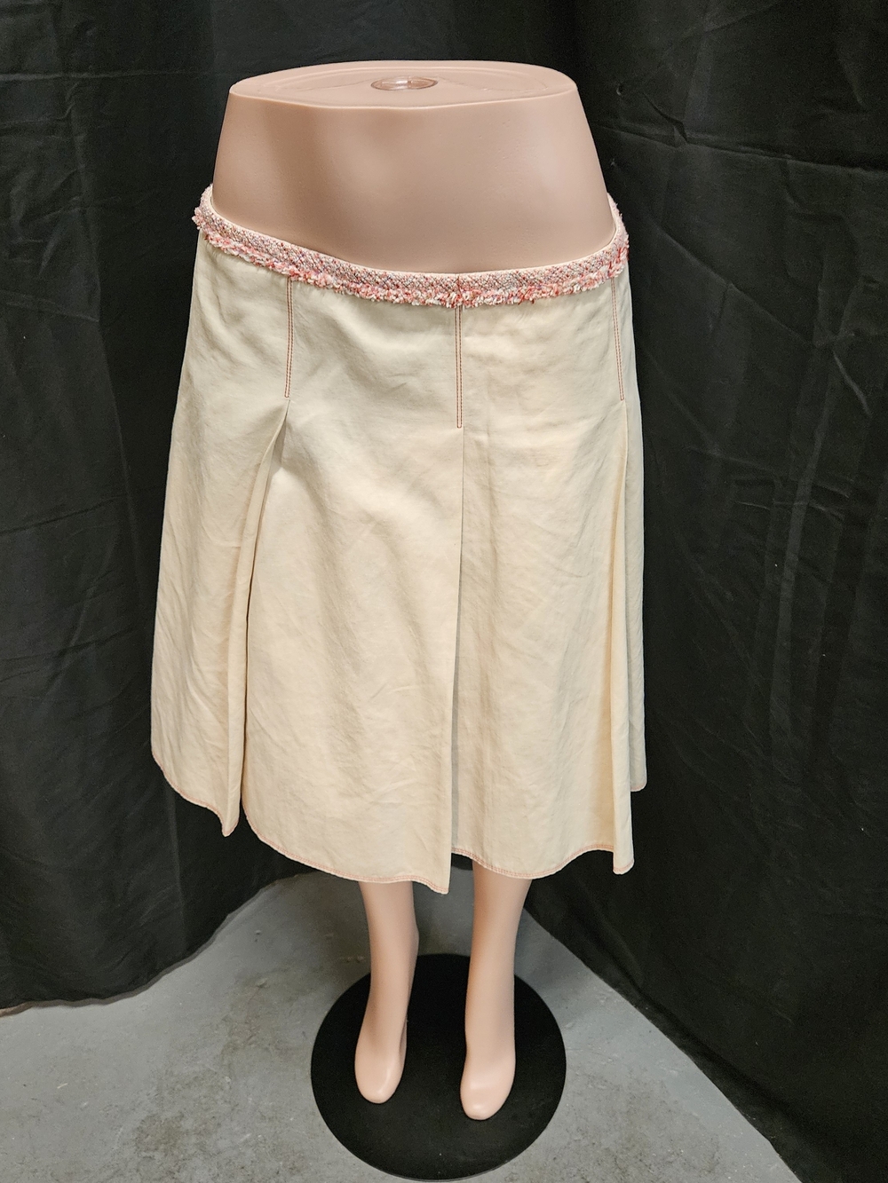 A55 Lida Baday Cream A-Line Skirt with Pink Trim Size 14